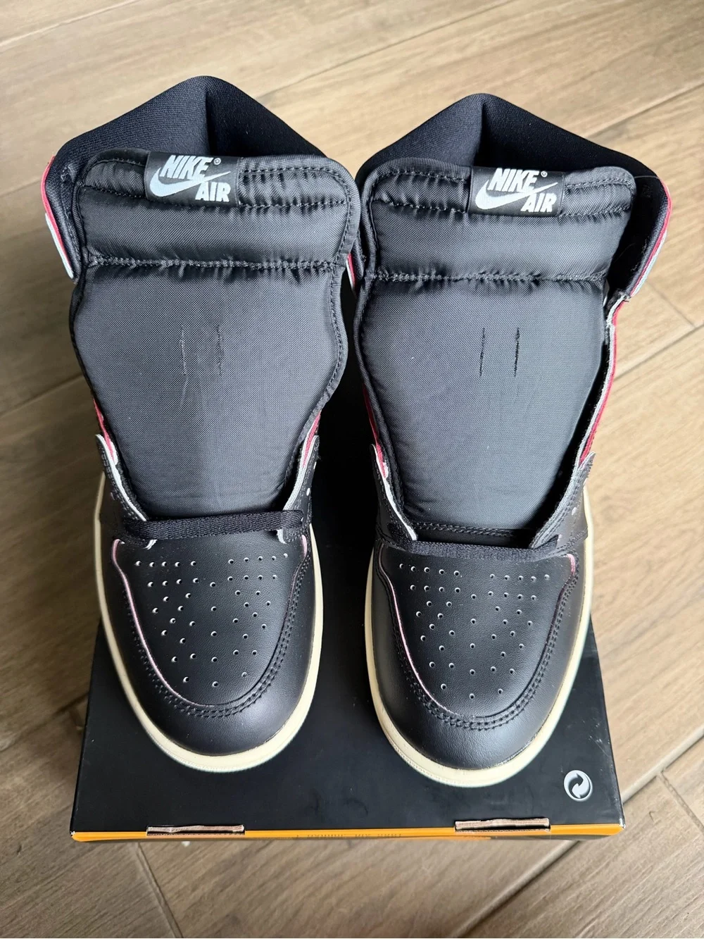 Air Jordan 1 Retro High OG ( box without lid )